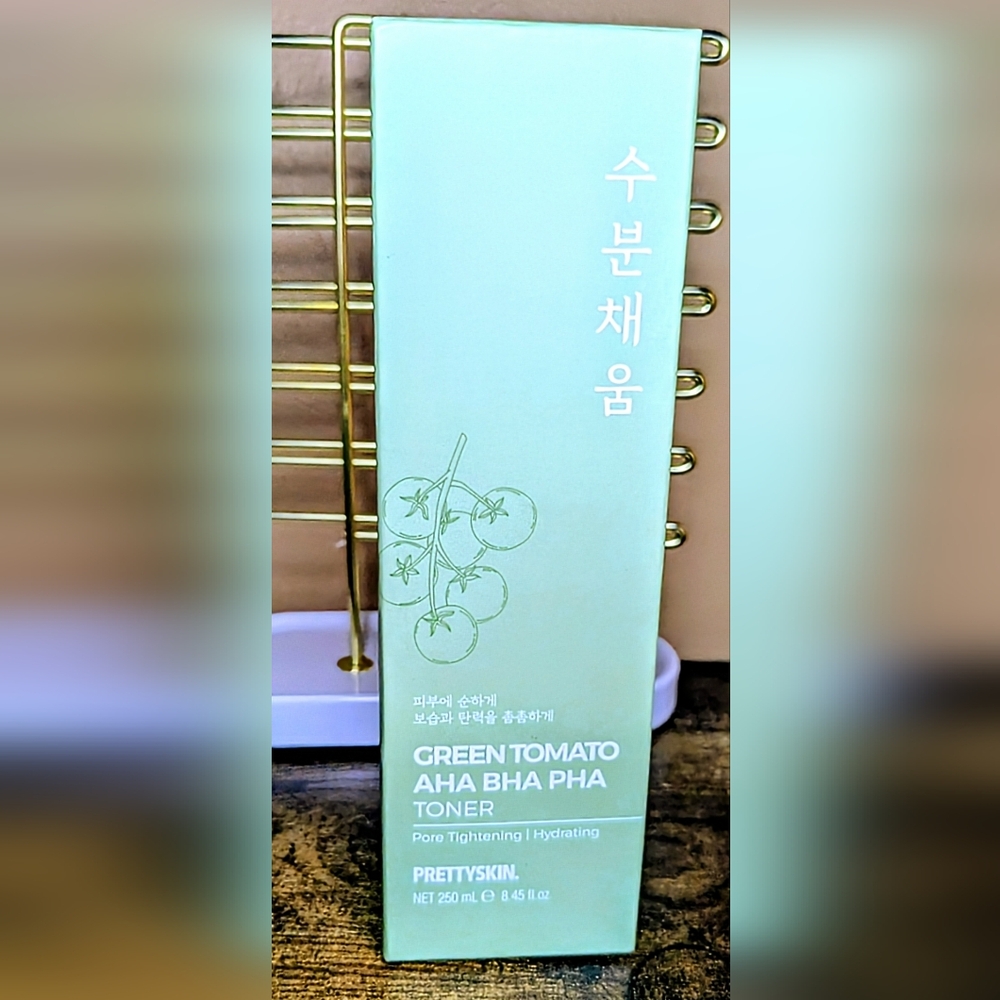 5/75$ PRETTYSKIN Green Tomato AHA BHA PHA Toner